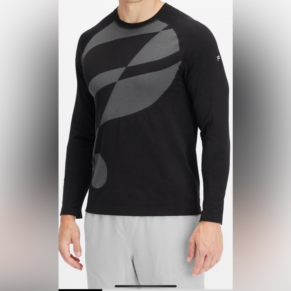 NWT Fabletics The Training Day Long Sleeve
